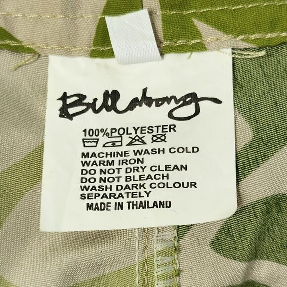 Mens Hawaiian Print Board & Swim Shorts in Green Colours - Picture 5 of 5